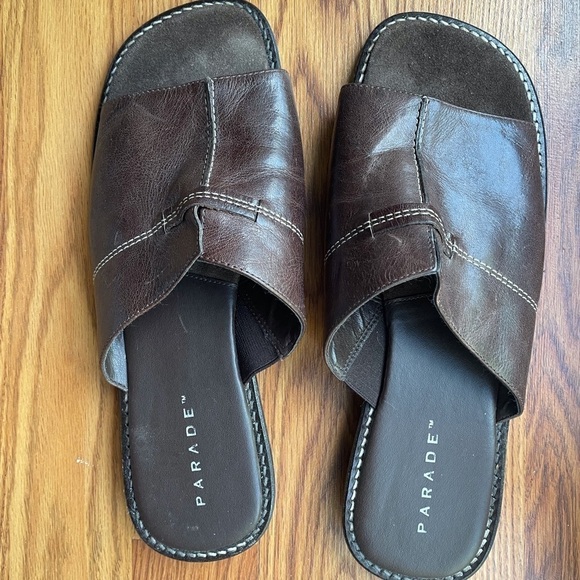 Parade leather Slip on Slippers - Picture 3 of 6